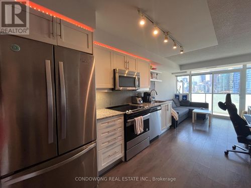 1910-400 Adelaide St E, Toronto, ON, M5A4S3 | Card Image