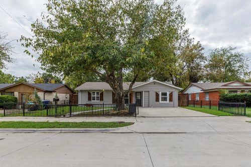 1028 Daniels Dr, Mckinney, TX, 75069-6206 | Card Image