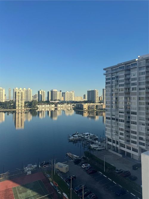 apt-1210-2750 183rd St, Aventura, FL, 33160-2120 | Card Image