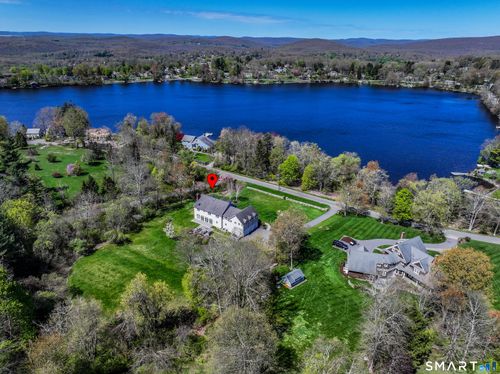 40 Ball Pond Rd E, New Fairfield, CT, 06812-4602 | Card Image