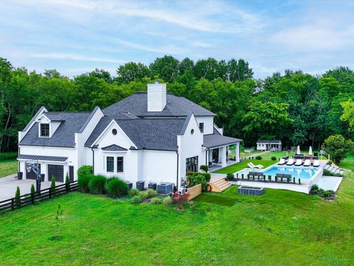 5112 Heron Hill Ln, Thompsons Station, TN, 37179-7900 | Card Image