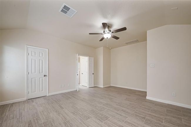 9622 Sugarblossom Ln, House other with 4 bedrooms, 2 bathrooms and 2 parking in Sugar Land TX | Image 14