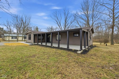 8187 S State Road 75, Coatesville, IN, 46121-9766 | Card Image