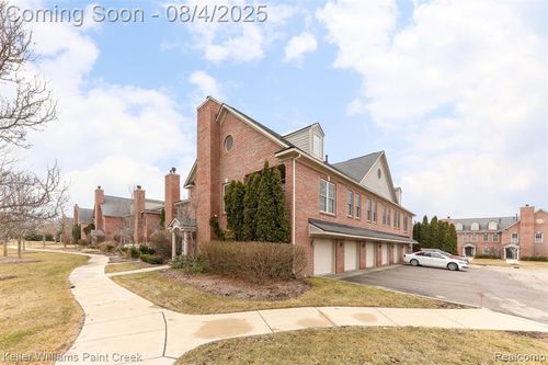 5705 Hampshire Ln, Ypsilanti, MI, 48197-3211 | Card Image
