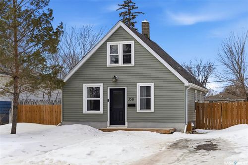 358 St John St, Regina, SK, S4R1R2 | Card Image