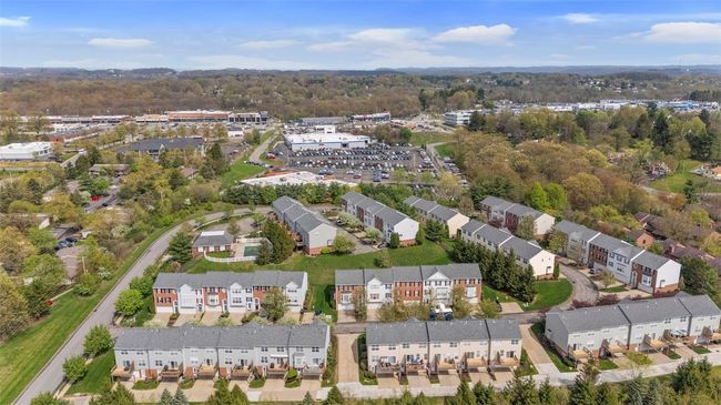 10558 Forest Hill Dr, Condo with 3 bedrooms, 3 bathrooms and 2 parking in Wexford PA | Image 38