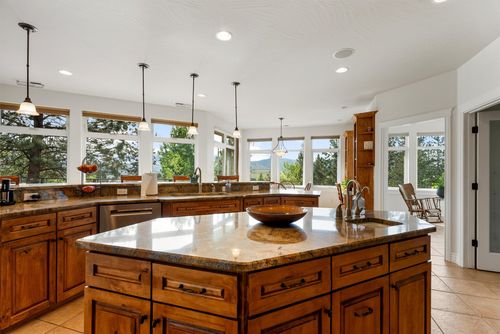 5959 Hayes Creek Rd, Missoula, MT, 59804-9787 | Card Image