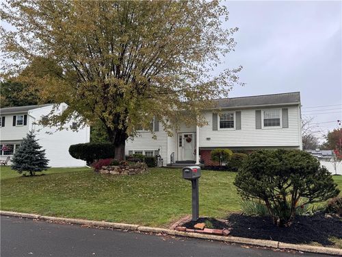 2801 Andrea Dr, ALLENTOWN, PA, 18103-4603 | Card Image