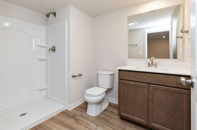 805 Linden St, Condo with 3 bedrooms, 3 bathrooms and null parking in Carlisle IA | Image 34