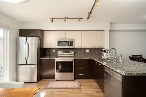27-19448 68 Ave, Surrey, BC, V4N5V5 | Card Image