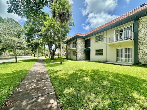 apt-e13-6530 Lake Patricia Dr, Miami Lakes, FL, 33014-3001 | Card Image