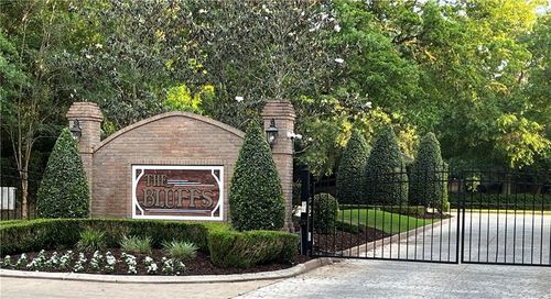 455 Arbor View Dr, Slidell, LA, 70461-5738 | Card Image