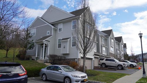 1402 Hawthorn Way, New Windsor, NY, 12553-4780 | Card Image