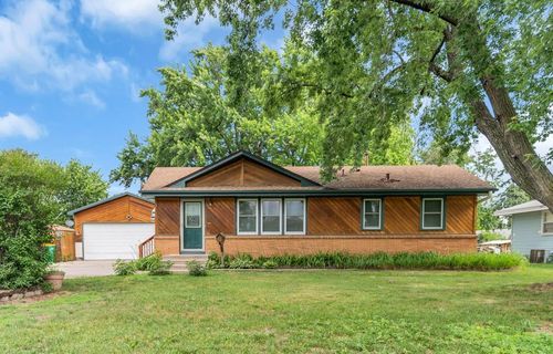 3012 62nd Ave N, Brooklyn Center, MN, 55429-2613 | Card Image