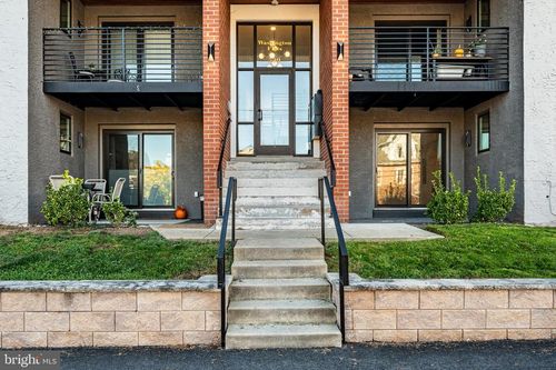 apt-1-530 Washington Ave, PHOENIXVILLE, PA, 19460-3745 | Card Image