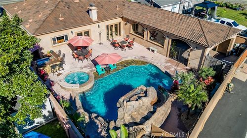 5162 Edinger, Huntington Beach, CA, 92649 | Card Image