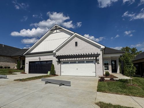 2015 Horseshoe Cir, Gallatin, TN, 37066-5139 | Card Image