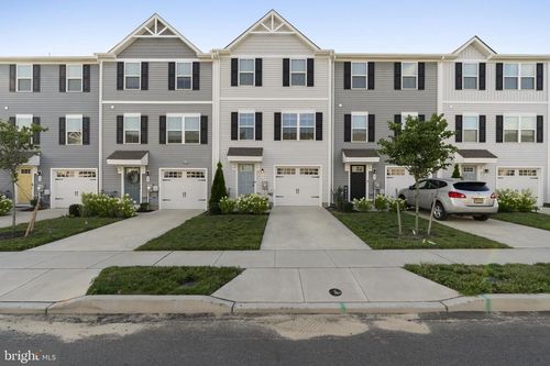 25 Wendowski Street, BEVERLY, NJ, 08010 | Card Image