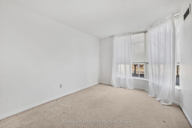 114 - 14924 Yonge St, Condo with 2 bedrooms, 2 bathrooms and null parking in Aurora ON | Image 28