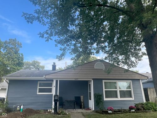 5209 N Kercheval Dr, Indianapolis, IN, 46226-1990 | Card Image