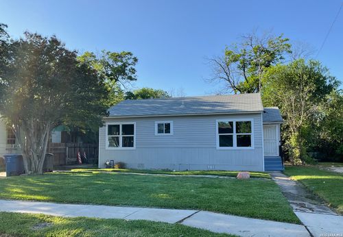 115 Elmo Ave, San Antonio, TX, 78225-2137 | Card Image