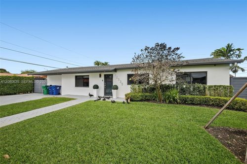 12535 Sw 31st Ter, Miami, FL, 33175-2652 | Card Image