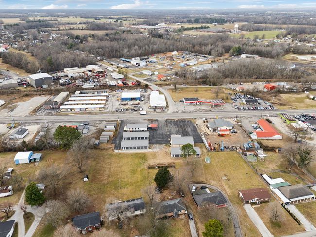457 N Broadway, Home with 0 bedrooms, 0 bathrooms and null parking in Portland TN | Image 9