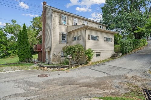 114 Hayden Ln, West Newton, PA, 15089-1143 | Card Image