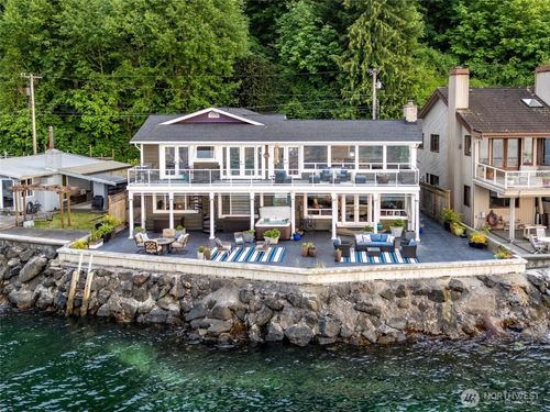 10879 Point Vashon Dr Sw, Vashon, WA, 98070-3041 | Card Image