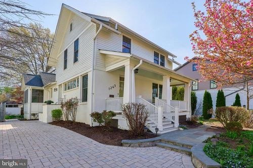 1243 N Stuart St, ARLINGTON, VA, 22201-4809 | Card Image