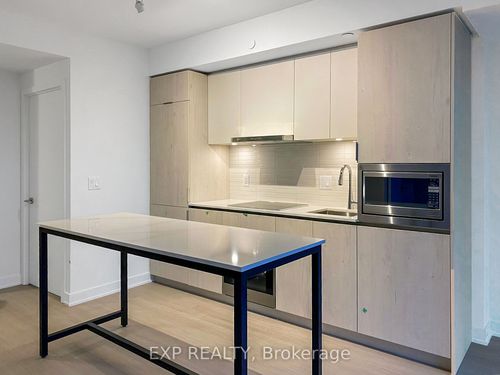 1306-47 Mutual St, Toronto, ON, M5B0C6 | Card Image