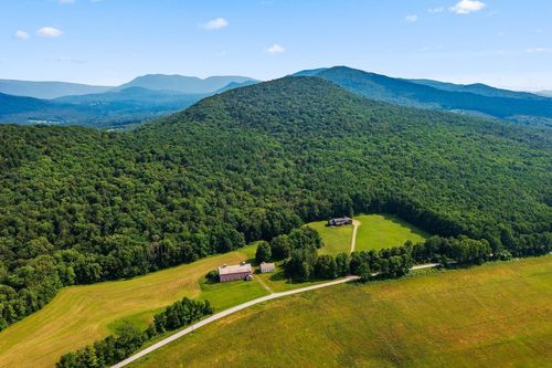 51 Gulf Rd, Middletown Springs, VT, 05757 | Card Image