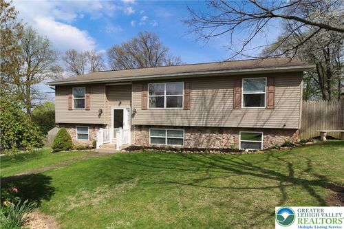 1734 Hamilton Ave, Bethlehem, PA, 18015-3910 | Card Image