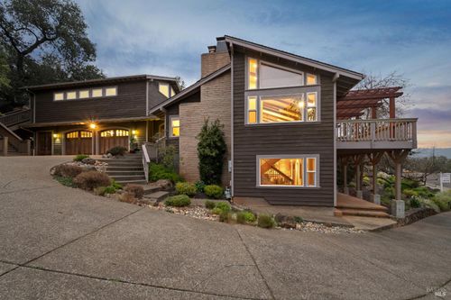 2016 Park Vista Ct, Santa Rosa, CA, 95405-5511 | Card Image