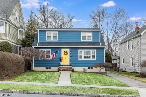 2-76 Personette Ave, Verona, NJ, 07044-1625 | Card Image