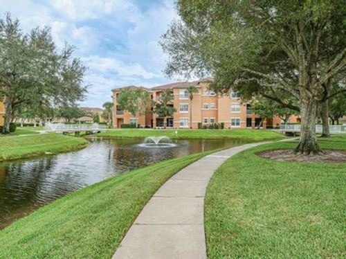 apt-f212-5060 Fairways Cir, Vero Beach, FL, 32967-7447 | Card Image