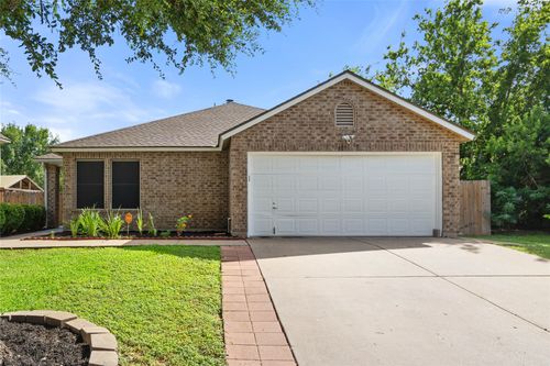 809 Betterman Dr, Pflugerville, TX, 78660-5117 | Card Image