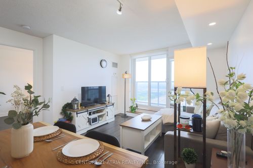 3707-125 Village Green Sq, Toronto, ON, M1S0G3 | Card Image