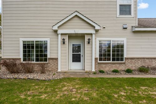 7407 Derby Ln, Shakopee, MN, 55379-7032 | Card Image