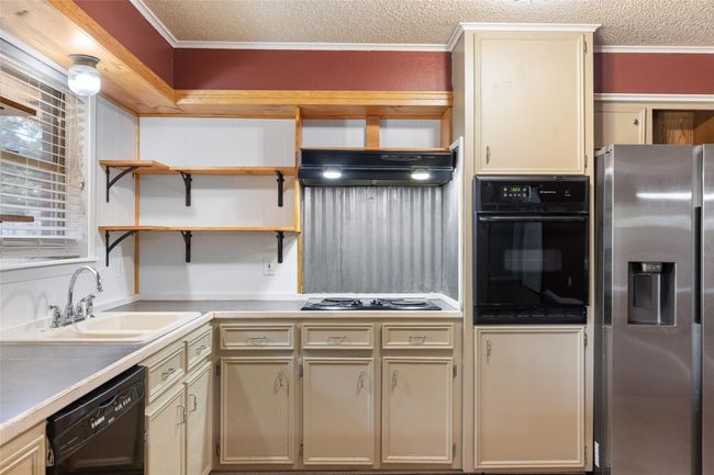 406 Chumney Dr, House other with 3 bedrooms, 2 bathrooms and null parking in Teague TX | Image 4