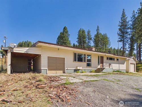 1020 Leo Gaffney Blvd, Republic, WA, 99166-8771 | Card Image