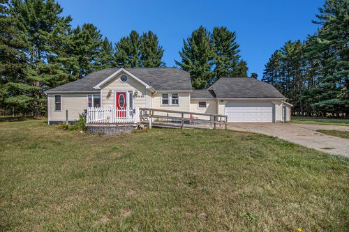 13530 9 Mile Rd, Kaleva, MI, 49645-9739 | Card Image