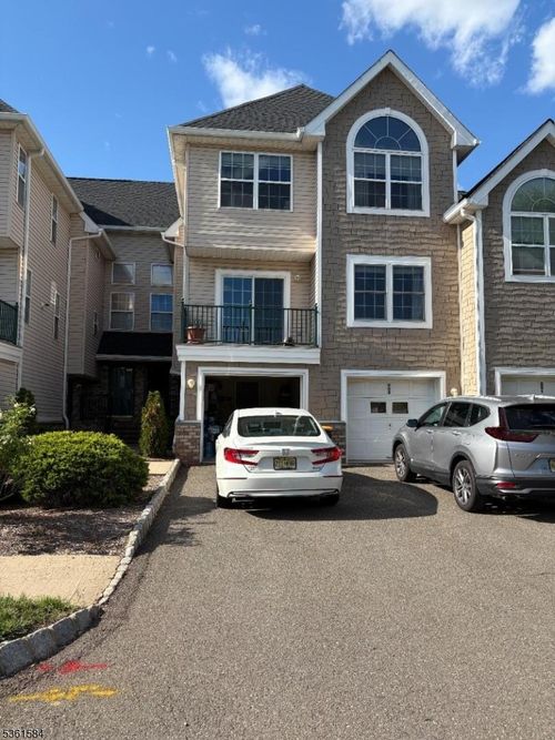 202 Rip Van Dam Ct, Belle Mead, NJ, 08502-4103 | Card Image