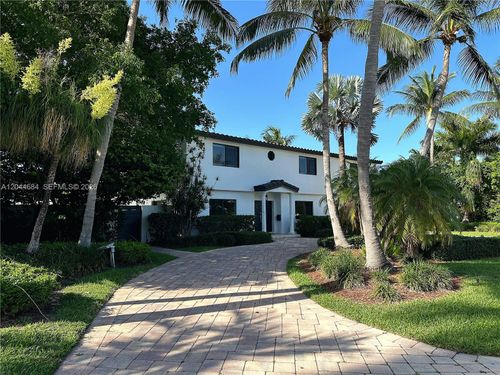 2445 Se 8th St, Pompano Beach, FL, 33062-6735 | Card Image