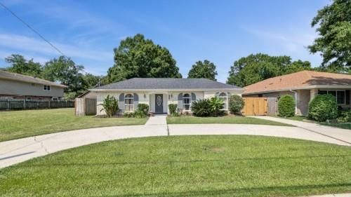 4508 Barnett St, Metairie, LA, 70006-2044 | Card Image