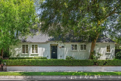 840 Victoria Dr, Pasadena, CA, 91104-4023 | Card Image