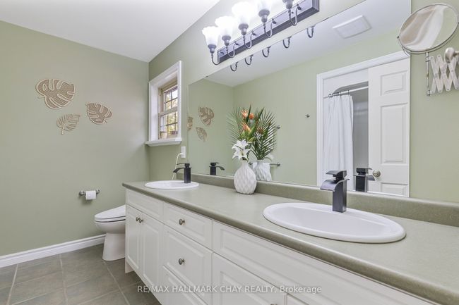 8 Penny Lane, House other with 3 bedrooms, 2 bathrooms and 6 parking in Wasaga Beach ON | Image 19