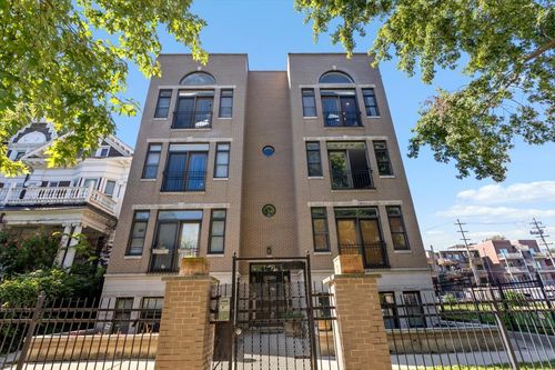 3n-4606 N Malden St, Chicago, IL, 60640-6799 | Card Image