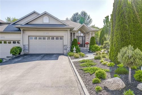 6384 Pinestone Rd, Niagara Falls, ON, L2J4L1 | Card Image