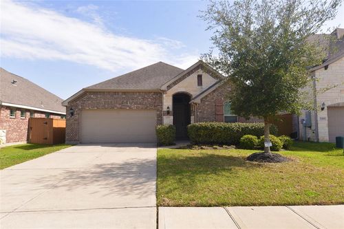 12421 Berberry Dr, Texas City, TX, 77568-2539 | Card Image